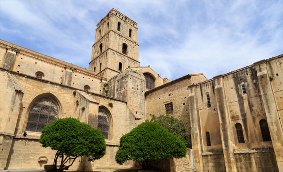 Kathedrale Saint Trophime Bild der Kathedrale Saint Trophime