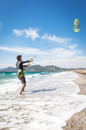 Parasailer an der Côte d’Azur